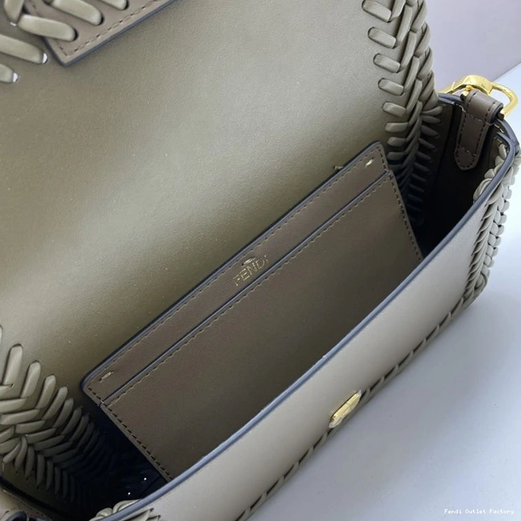 Affordable HOT Medium Baguette Stitching Green In Bag Leather Fendi 0730